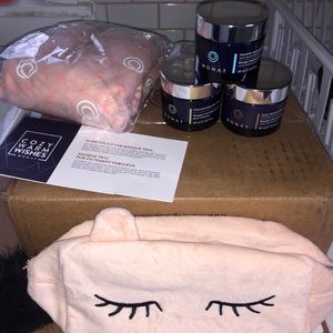 Monat heavenly hydrating masque trio holiday set